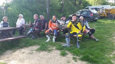 Endurowandern im Weinviertel mit Freunden - Bild 9 Endurowandern im Weinviertel mit Freunden - Bild 9