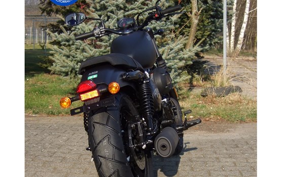 125er Bobber bringt Fahrspaß auf die Straße - Bild 5