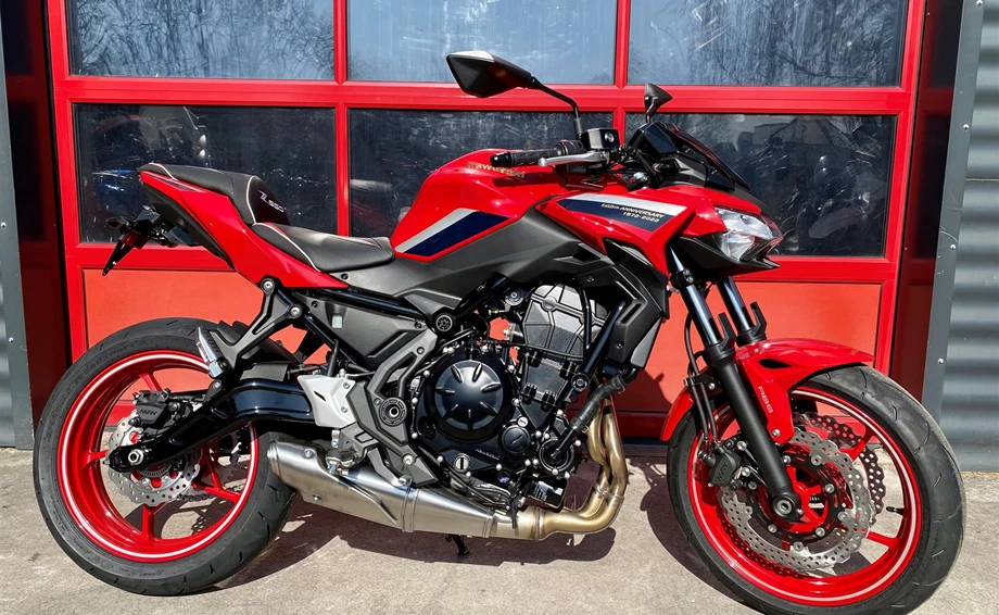 Sondermodelle 50TH Anniversary Bild 3: Sondermodelle 50TH Anniversary