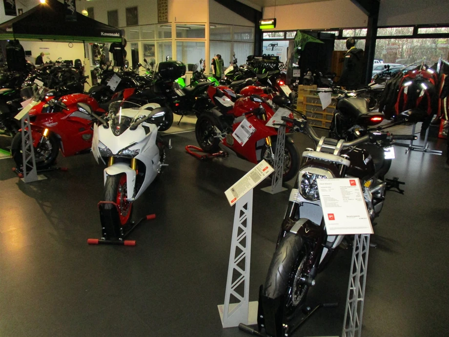 EINLADUNG: Scheeßeler Motorradtage am: 2. & 3. April - 10.00 - 16.00 Uhr Bild 14: EINLADUNG: Scheeßeler Motorradtage am: 2. & 3. April - 10.00 - 16.00 Uhr