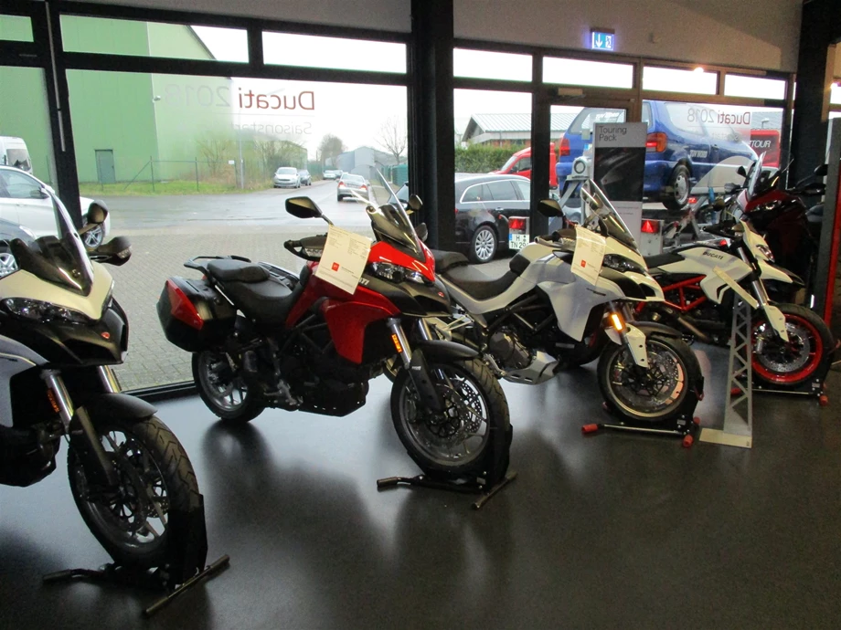 EINLADUNG: Scheeßeler Motorradtage am: 2. & 3. April - 10.00 - 16.00 Uhr Bild 15: EINLADUNG: Scheeßeler Motorradtage am: 2. & 3. April - 10.00 - 16.00 Uhr