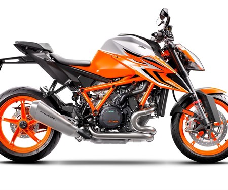 Frisch eingetroffen: KTM 1290 SuperDuke R 2022