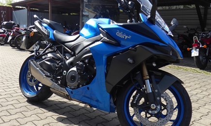 Suzuki GSX-S 1000 GT Vorführer startklar