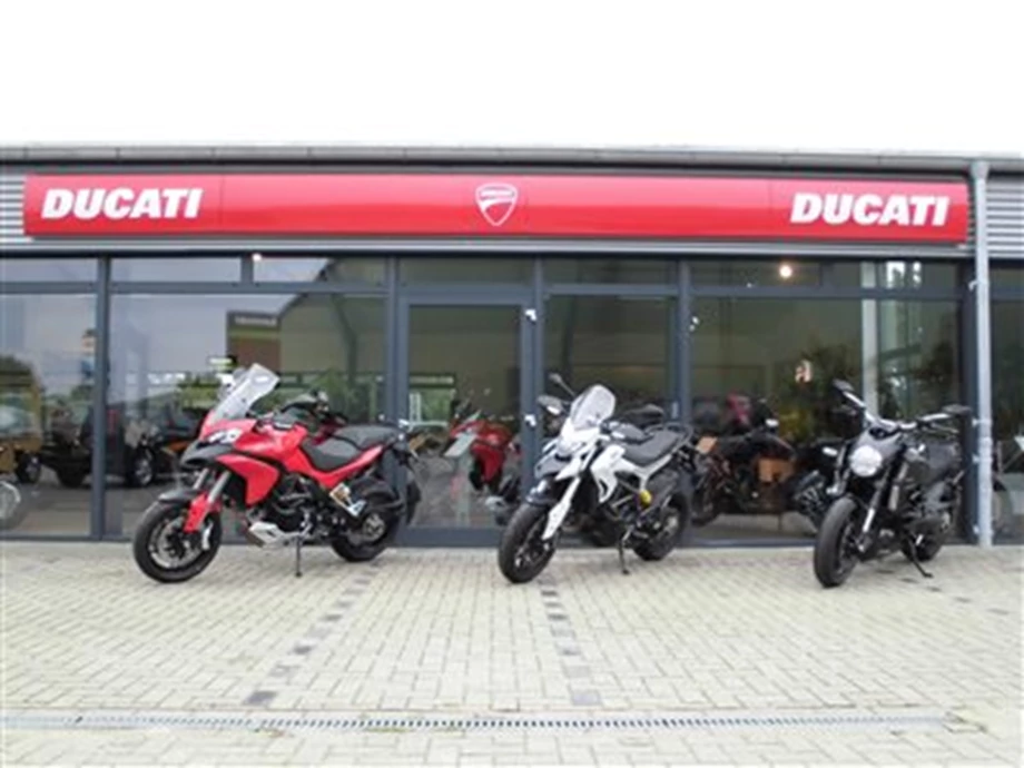 Die neue Multistrada 1200. Pure Reiselust ab 149 Euro monatlich. Bild 6: Die neue Multistrada 1200. Pure Reiselust ab 149 Euro monatlich.