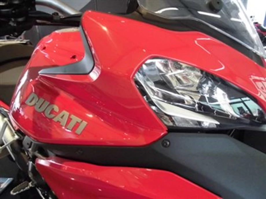 Die neue Multistrada 1200. Pure Reiselust ab 149 Euro monatlich. Bild 7: Die neue Multistrada 1200. Pure Reiselust ab 149 Euro monatlich.