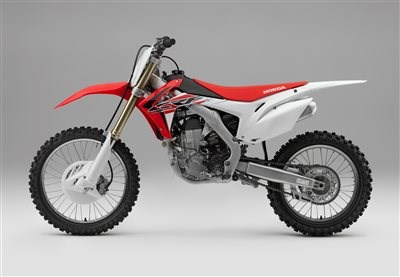 Honda CRF450R 2016 mit geändertem Fahrwerk - Bild 2 Honda CRF450R 2016 mit geändertem Fahrwerk - Bild 2