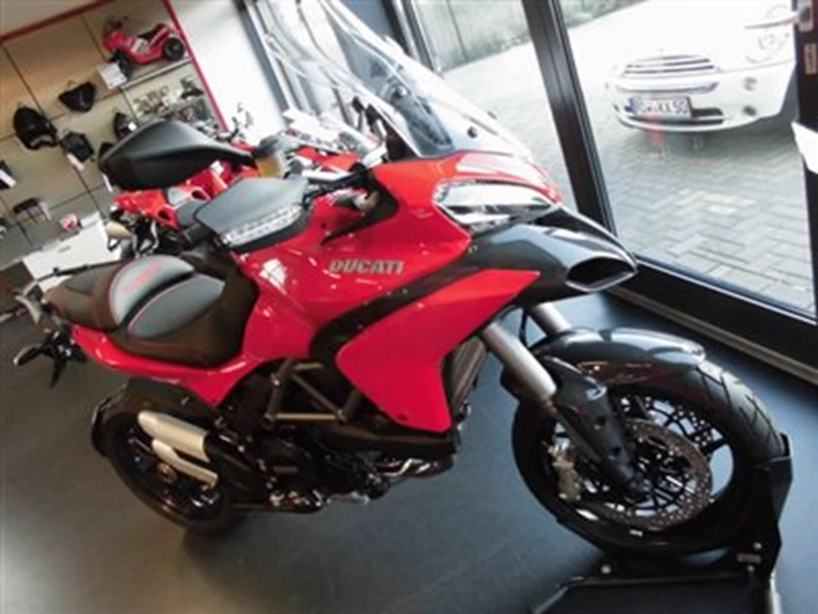 SSV- ACHTUNG - DEMO-BIKE VERKAUF AB SOFORT !!! Bild 2: SSV- ACHTUNG - DEMO-BIKE VERKAUF AB SOFORT !!!