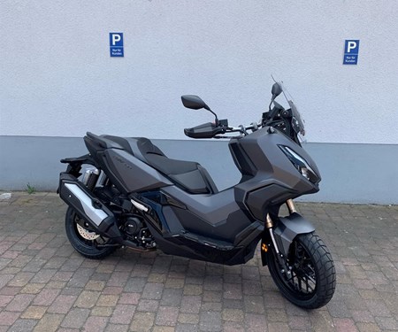 ADV 350 , neu eingetroffen 