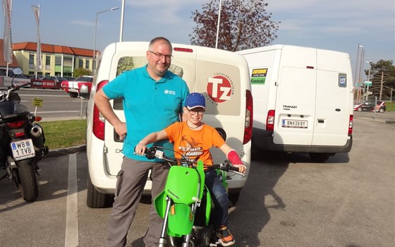 Willkommen in der Kawasaki - MX - Familie! - Bild 2 Willkommen in der Kawasaki - MX - Familie! - Bild 2