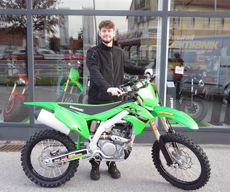 Übergabe einer neuen Kawasaki KX 250 Übergabe einer neuen Kawasaki KX 250