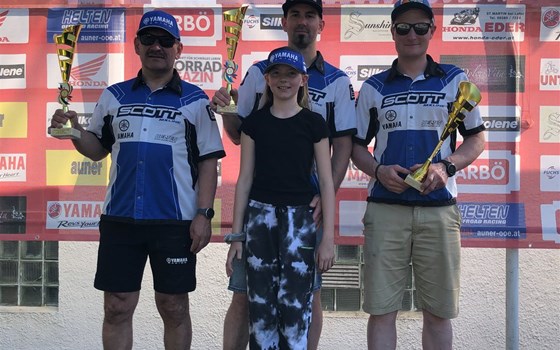 Yamaha Helten Supermoto Team Top in Pisek - Bild 1 Yamaha Helten Supermoto Team Top in Pisek - Bild 1