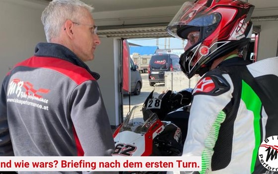 Honda Fireblade High-Performance Umbauten: Übergabe an die Kunden am Pannonia-Ring! - Bild 3 Honda Fireblade High-Performance Umbauten: Übergabe an die Kunden am Pannonia-Ring! - Bild 3