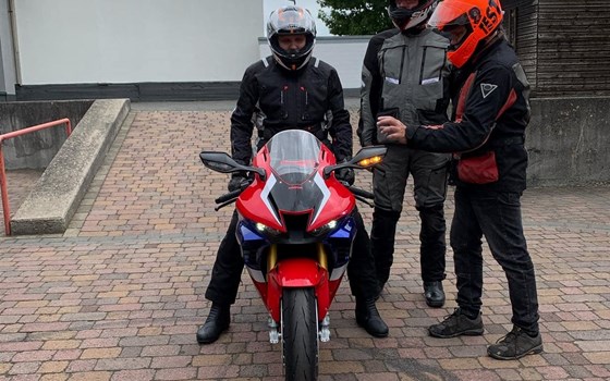 Motorradausstellung Segmüller 2022 - Bild 4