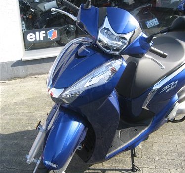 Honda Semmler - SH 300 I Modelljahr 2016 - Bild 2