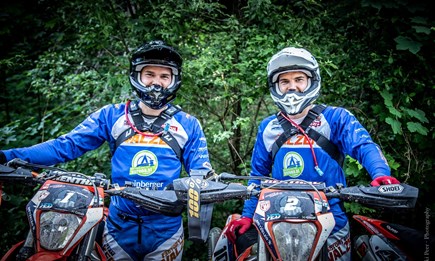 Dust, Struggle & Glory beim Enduro ÖM Rennen in Türnitz.