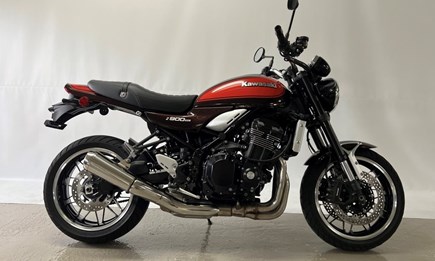Frisch eingetroffen: Kawasaki Z900RS gebraucht