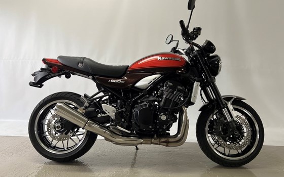 Frisch eingetroffen: Kawasaki Z900RS gebraucht - Bild 1