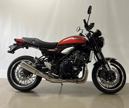 Frisch eingetroffen: Kawasaki Z900RS gebraucht