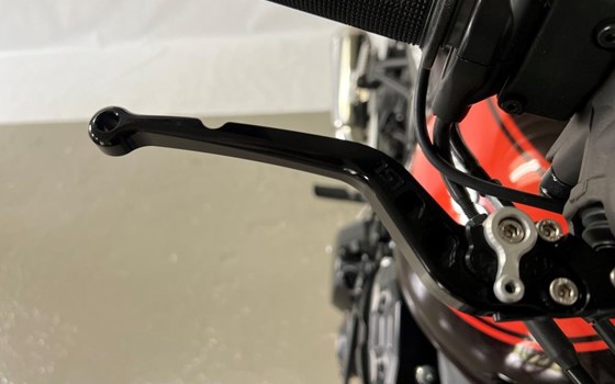 Frisch eingetroffen: Kawasaki Z900RS gebraucht - Bild 5