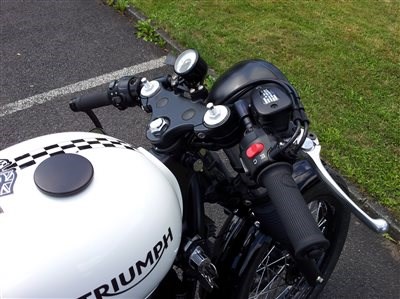 Triumph Köln baut die etwas andere Thuxton ACE CAFE - Bild 6