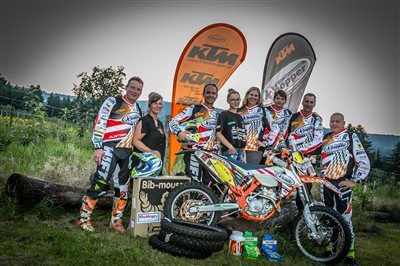 Teilnahme des Knopper Racingteams bei der Six Days 2015 in Kosice!  Teilnahme des Knopper Racingteams bei der Six Days 2015 in Kosice!