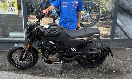 Svartpilen 125 on the Road!