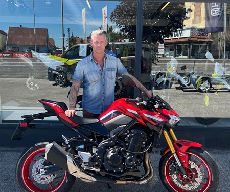 Wir entlassen eine  Z900 50th Anniversary in die Freiheit! Wir entlassen eine  Z900 50th Anniversary in die Freiheit!