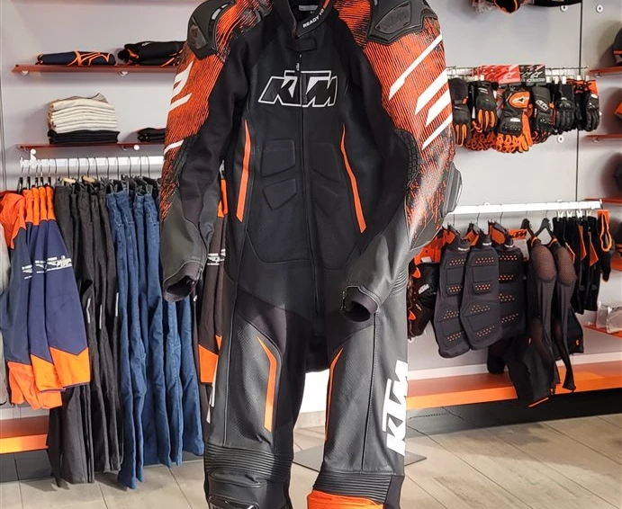 Die richtige Schutzkleidung Bild 2: Die richtige Schutzkleidung