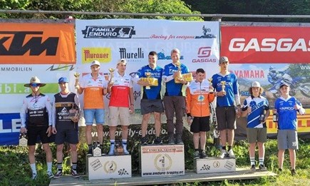 Siege und Podiumsplätze für die Walzer Armada beim Family Enduro in Murau!