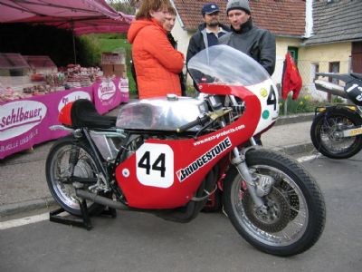 BATTLAX BT-45 beeindruckte beim Bergrennen von Landshaag