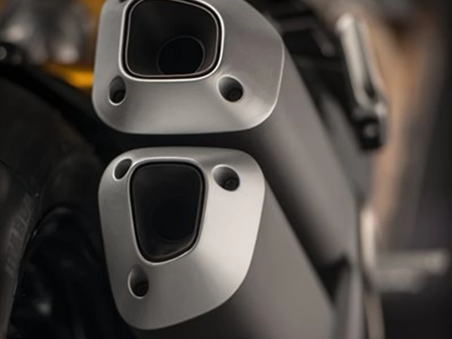 DUCATI MONSTER 1200 R - 2016 - 160 nackte PS Bild 8: DUCATI MONSTER 1200 R - 2016 - 160 nackte PS