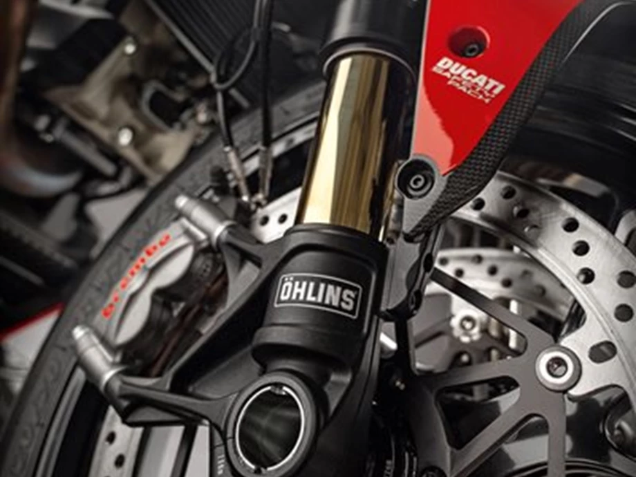 DUCATI MONSTER 1200 R - 2016 - 160 nackte PS Bild 9: DUCATI MONSTER 1200 R - 2016 - 160 nackte PS