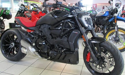 DUCATI XDIAVEL NERA - POLTRONA FRAU NR. 72/500 - LIMITED