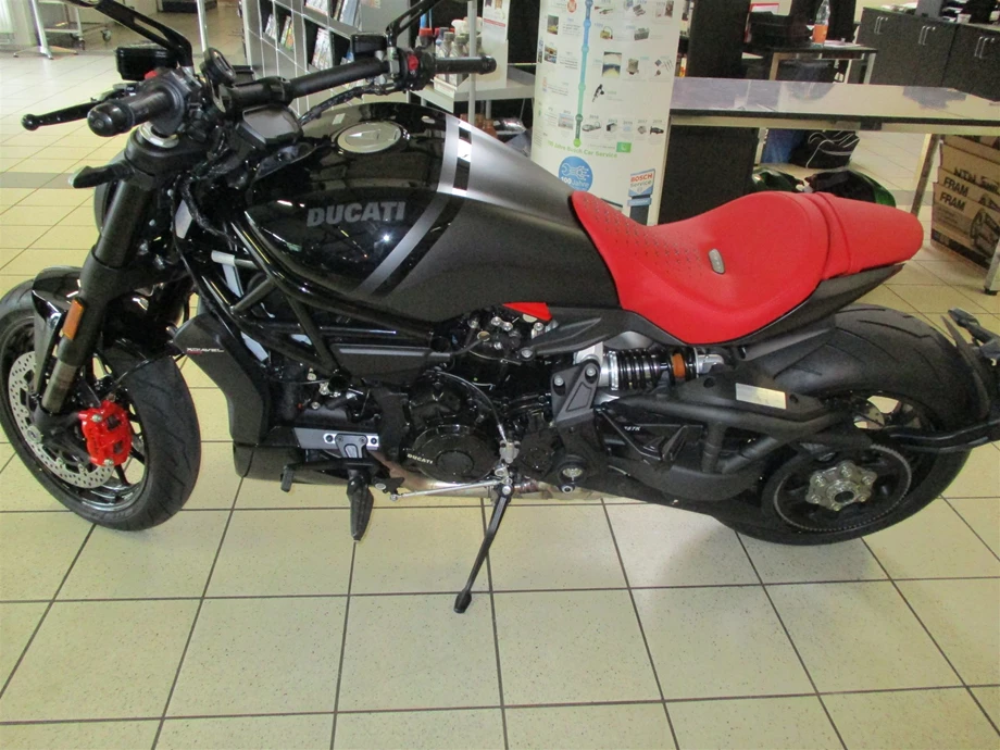 DUCATI XDIAVEL NERA - POLTRONA FRAU NR. 72/500 - LIMITED Bild 5: DUCATI XDIAVEL NERA - POLTRONA FRAU NR. 72/500 - LIMITED