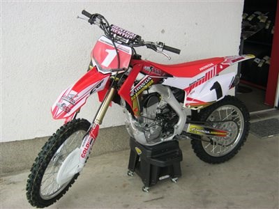 Special Edition Honda CRF250R/450R 2016 von Honda Schmidinger - Bild 2 Special Edition Honda CRF250R/450R 2016 von Honda Schmidinger - Bild 2