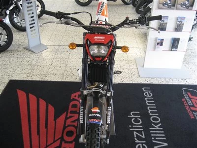 Honda Semmler - Montesa COTA 4RT Bild 3: Honda Semmler - Montesa COTA 4RT