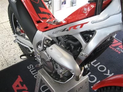 Honda Semmler - Montesa COTA 4RT Bild 8: Honda Semmler - Montesa COTA 4RT