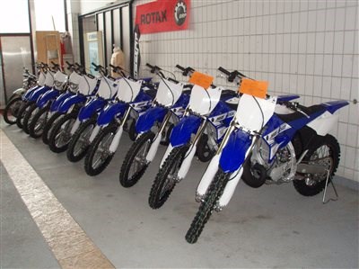 YAMAHA YZ125&250 2-Takt  YAMAHA YZ125&250 2-Takt