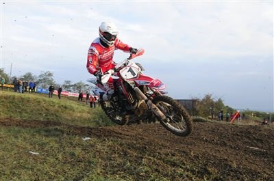 Aljosa Molnar ist MX2 Staatsmeister 2015 auf Honda CRF250R im Team Mibag Honda Schmidinger! - Bild 4 Aljosa Molnar ist MX2 Staatsmeister 2015 auf Honda CRF250R im Team Mibag Honda Schmidinger! - Bild 4