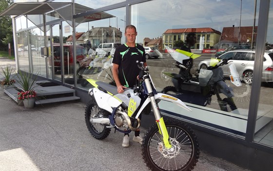 Erste Husqvarna FC 450/ 2023 übergeben! - Bild 1 Erste Husqvarna FC 450/ 2023 übergeben! - Bild 1
