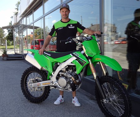 Erste Kawasaki KX 450 der Modellreihe 2023 übergeben! Erste Kawasaki KX 450 der Modellreihe 2023 übergeben!