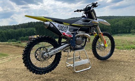 Husqvarna FC 350 / 2023 mit neuen Design