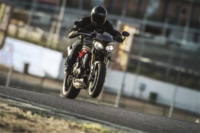 Brandneue TRIUMPH SPEED TRIPLE S und SPEED TRIPLE R - Bild 3