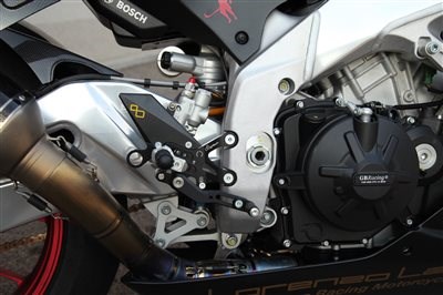Aprilia RSV4RR Racepack abzugeben - nur 250km gelaufen! - Bild 6