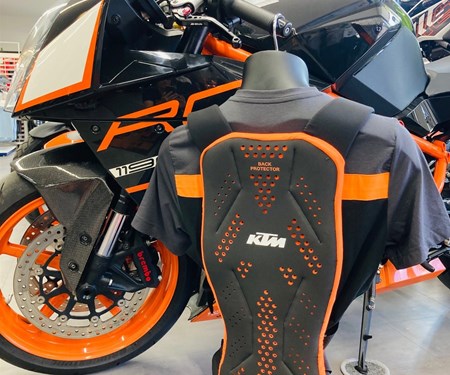 KTM Rückenprotektoren NEU eingetroffen! KTM Rückenprotektoren NEU eingetroffen!