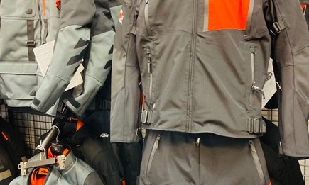 Diverse Jacken und Hosen! SALE! SALE! SALE!