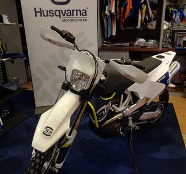 HUSQVARNA 701 ENDURO --> ÜBERGABE ;) - Bild 2 HUSQVARNA 701 ENDURO --> ÜBERGABE ;) - Bild 2