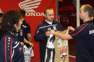 MotorradTechnik Lang foerdert Handballer