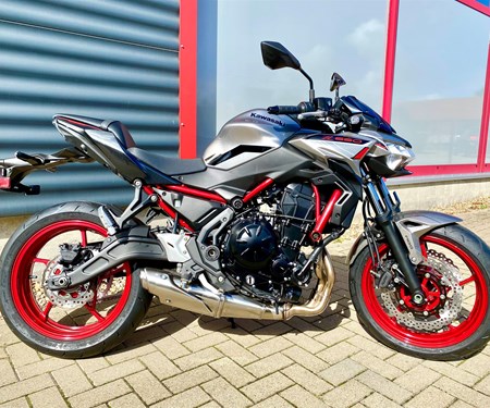 Viele 2023er Kawasaki Modelle sind ab sofort lieferbar bzw. bestellbar!