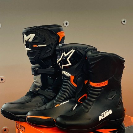 Motorradstiefel für jede Gelegenheit! %%% Jeder findet bei uns seinen Stiefel! %%%